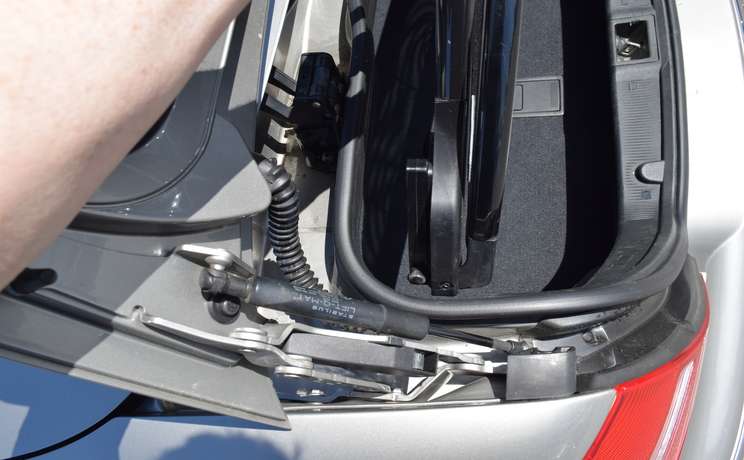 Wind Deflectors Are The 1 Accessory For Convertibles Cars